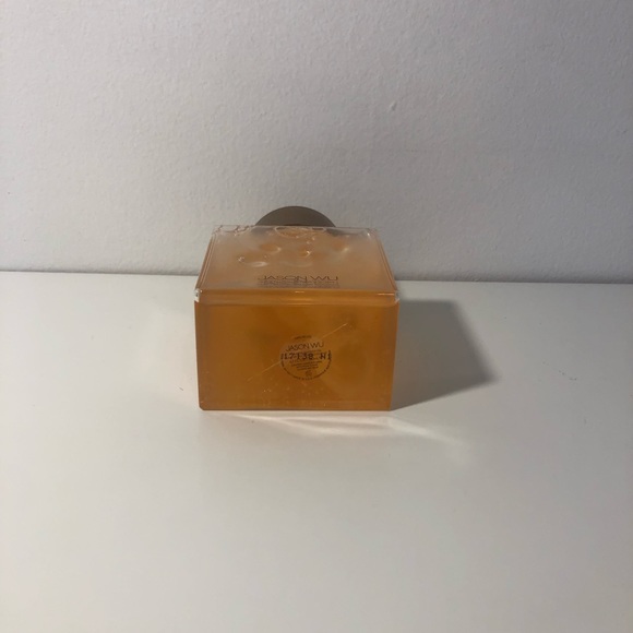 Jason Wu Foaming Shower Oil 6.7 OZ - Picture 6 of 10